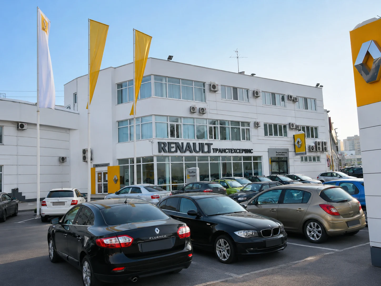 Автосалон «Renault»